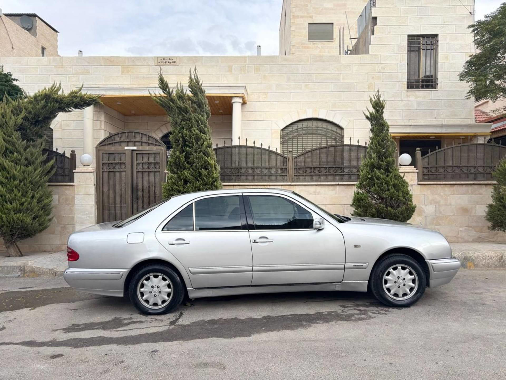 Mercedes Benz E200 1996