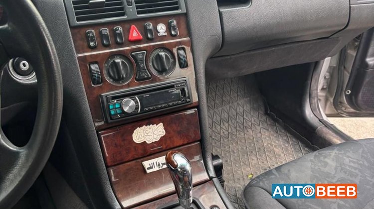 Mercedes Benz E200 1996