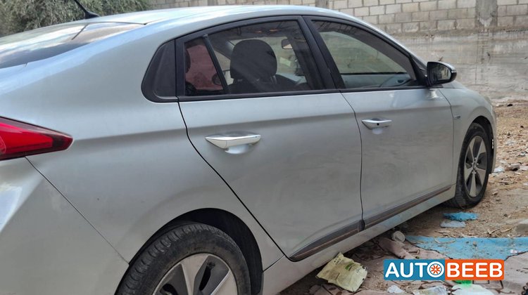 Hyundai Ioniq 2017