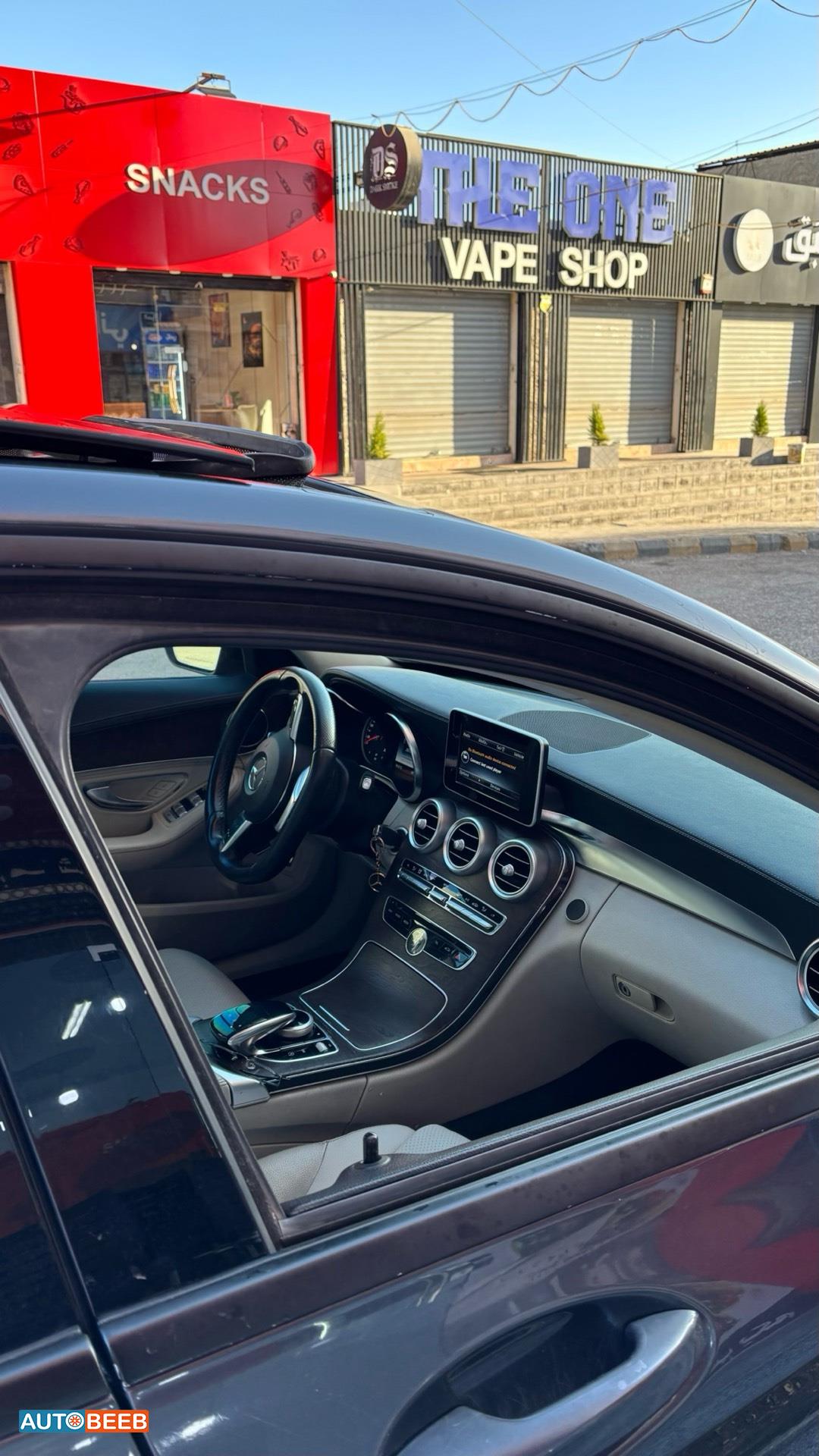 Mercedes Benz C180 2015