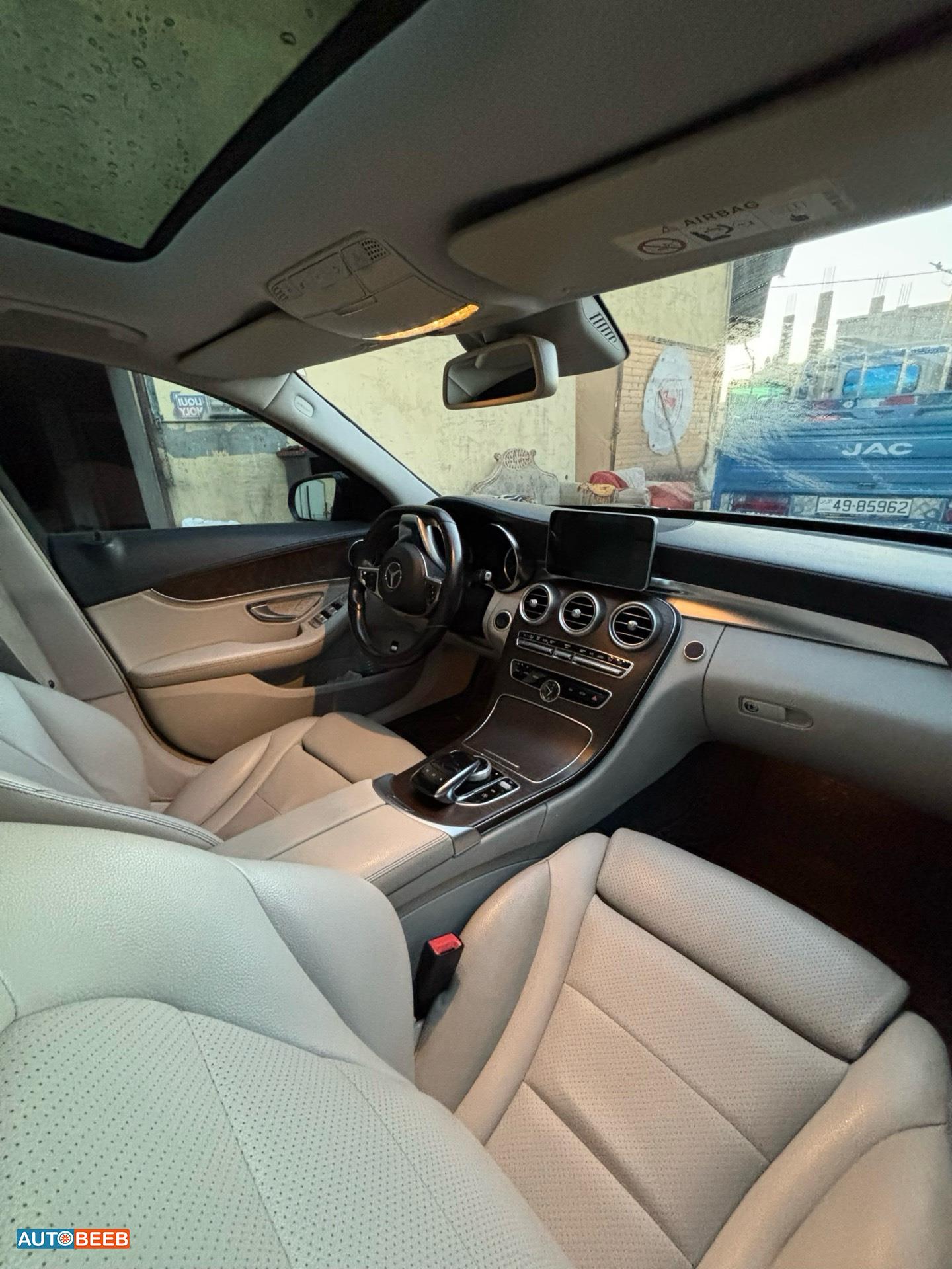 Mercedes Benz C180 2015