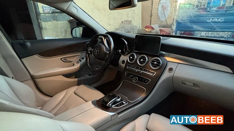 Mercedes Benz C180 2015