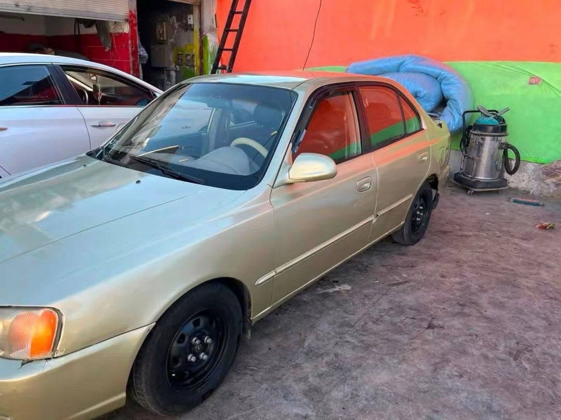 Hyundai Verna 1999
