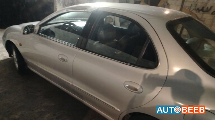 Hyundai Avante 2000