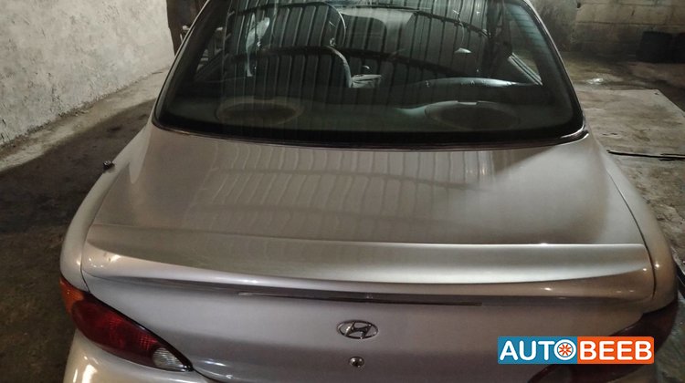 Hyundai Avante 2000