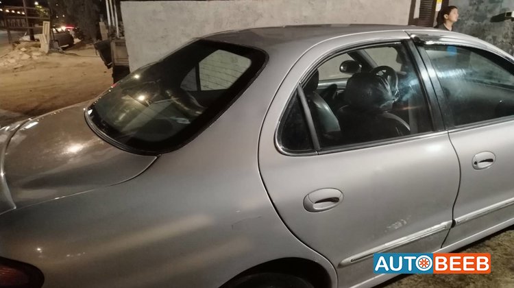 Hyundai Avante 2000