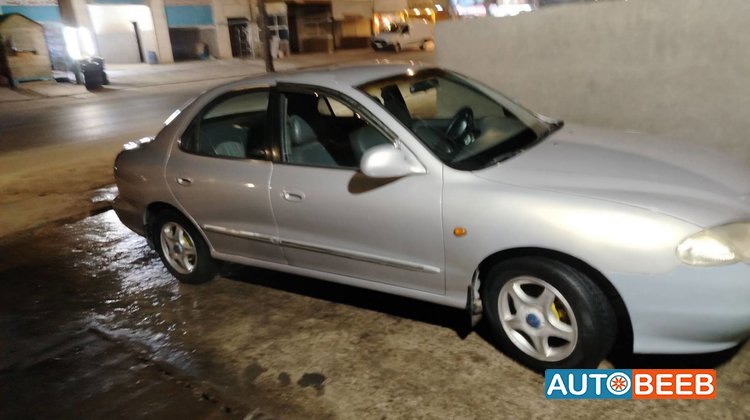 Hyundai Avante 2000