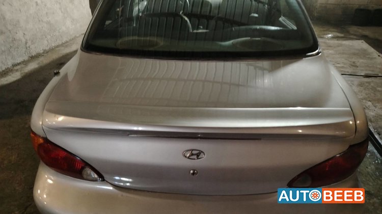 Hyundai Avante 2000
