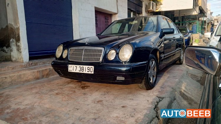 مرسيدس بنز E200 1996
