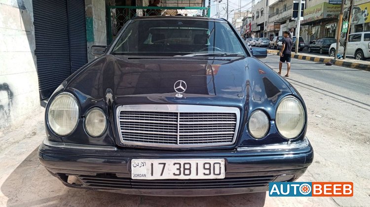 مرسيدس بنز E200 1996