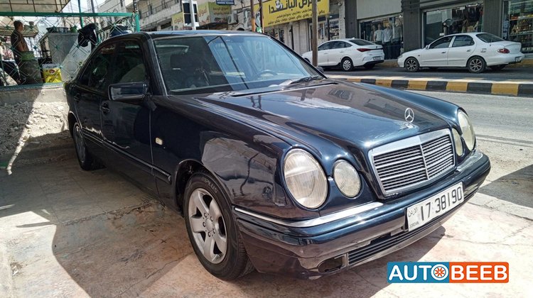مرسيدس بنز E200 1996