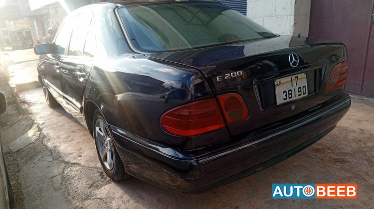 مرسيدس بنز E200 1996