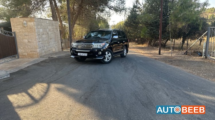 Toyota Land Cruiser 2014