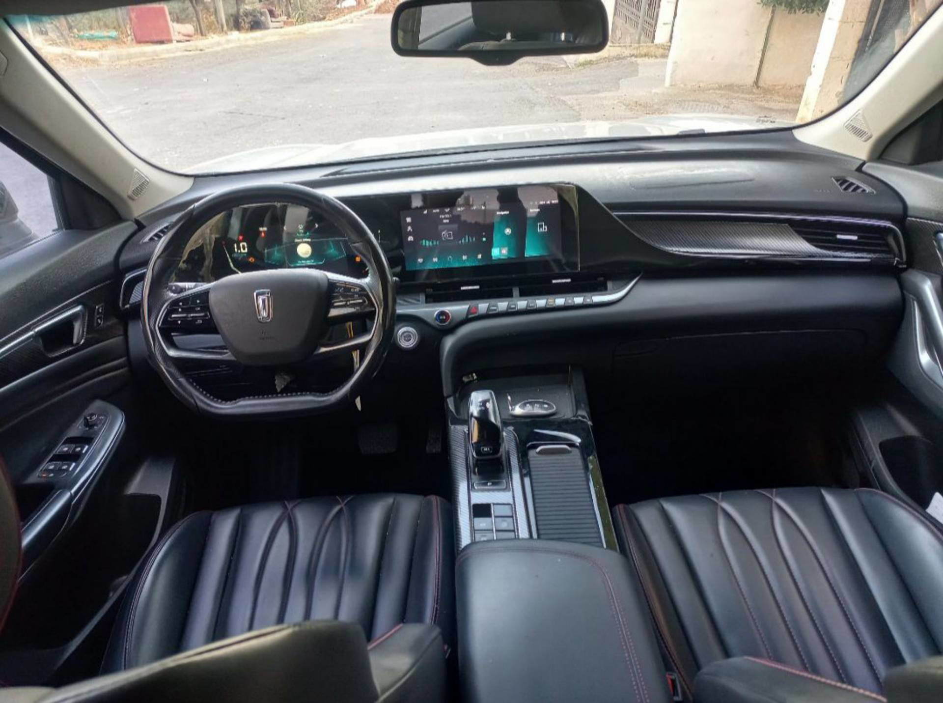 بستيون T55 2023