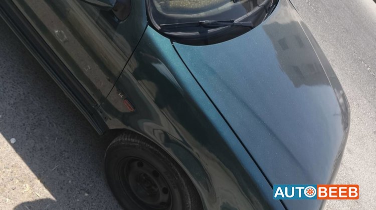 Renault  1999