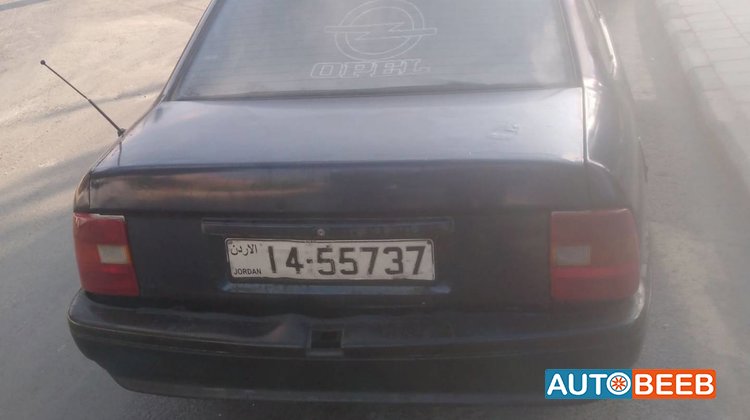 اوبل فيكترا 1992