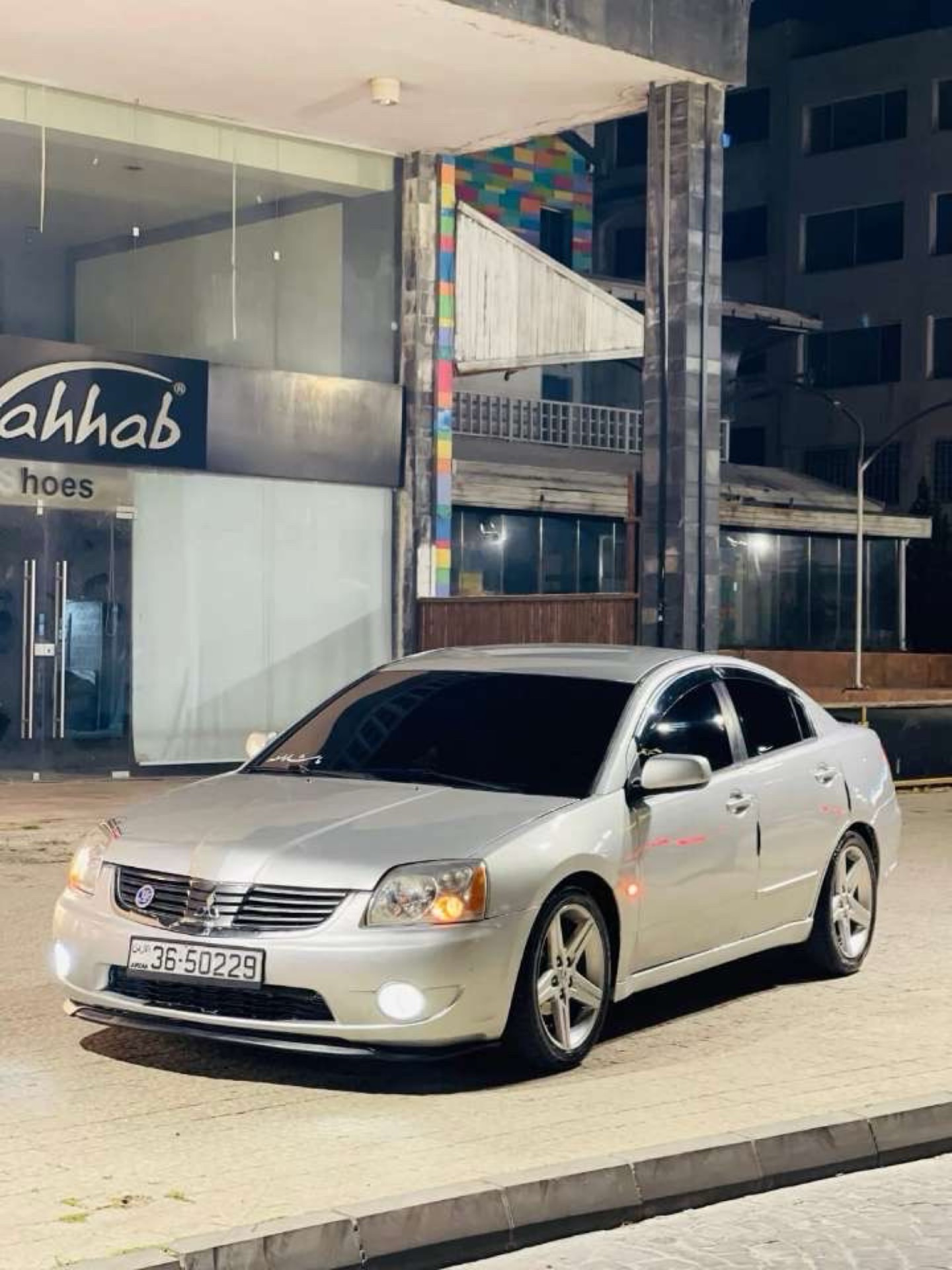 Mitsubishi Galant 2009