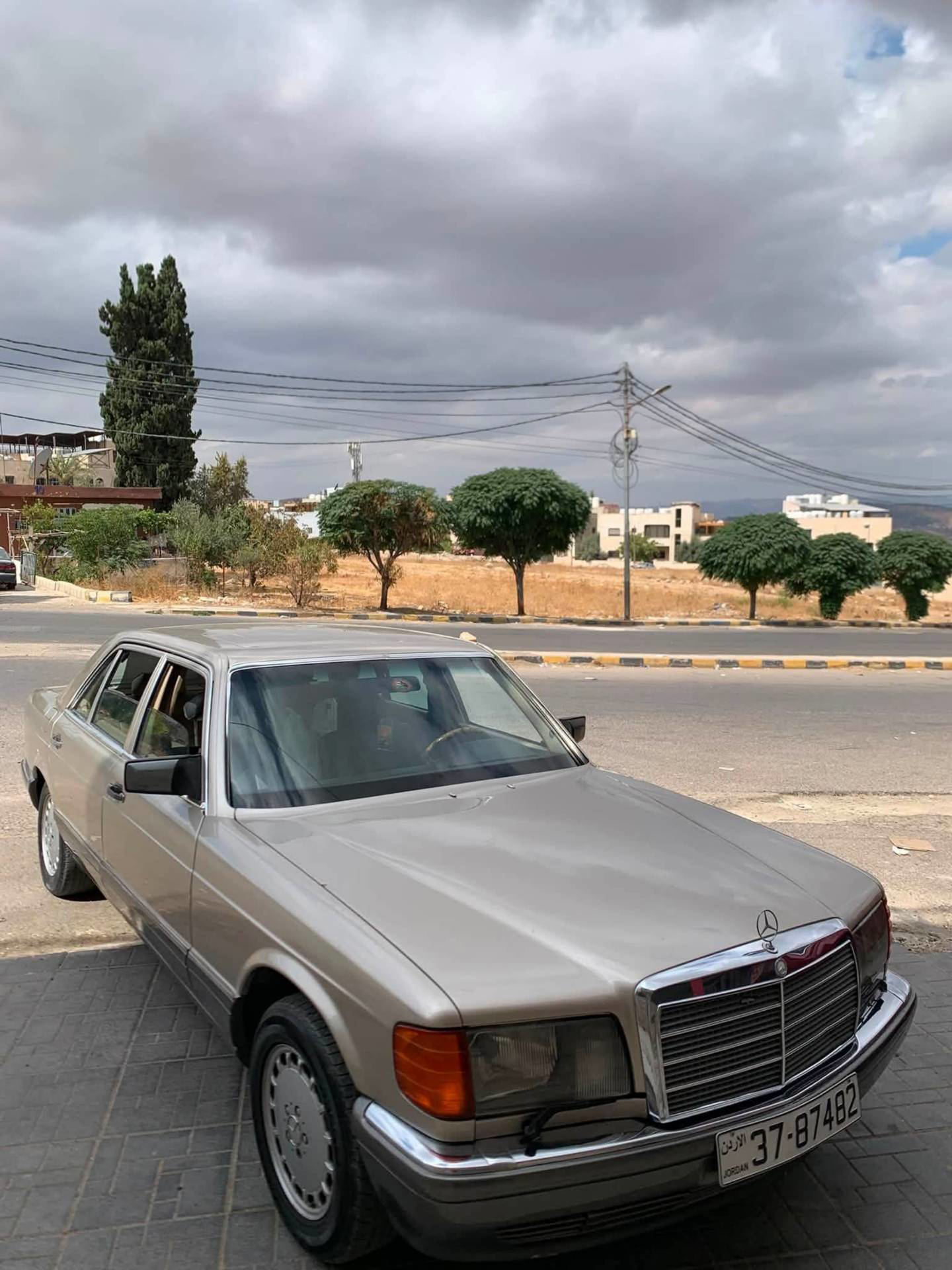 مرسيدس بنز S300 1990