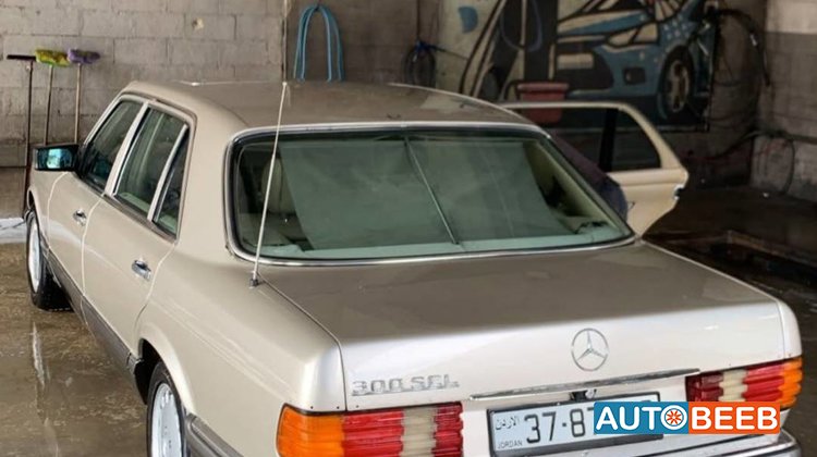 مرسيدس بنز S300 1990