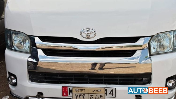 Minibus Toyota 2026