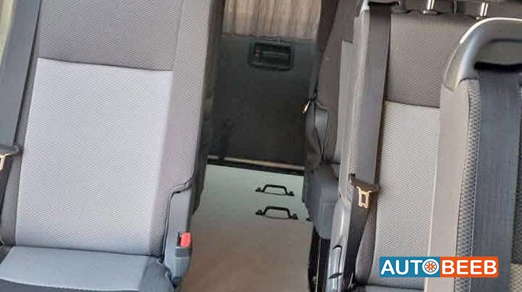 Minibus Toyota 2026