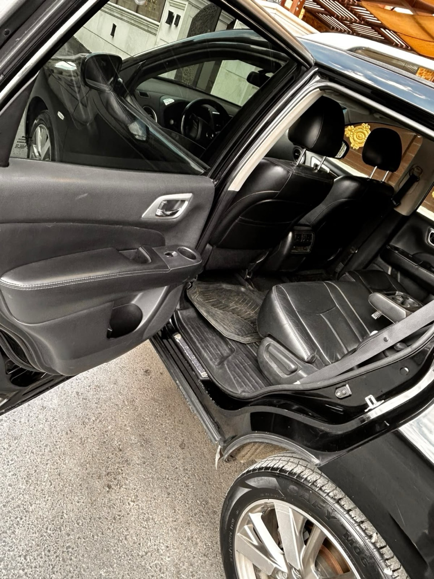 Nissan Pathfinder 2014