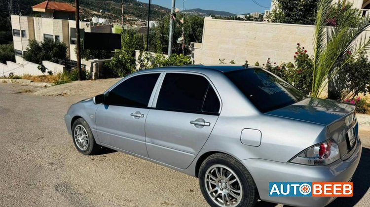 ميتسوبيشي لانسر 2011