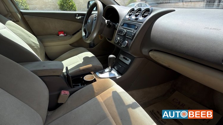 Nissan Altima 2008