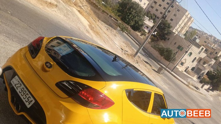 هيونداي فوليستر 2012
