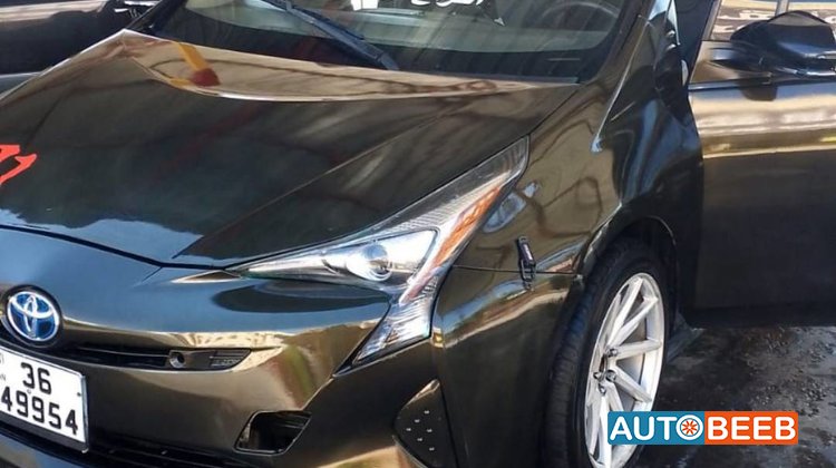 Toyota Prius 2017