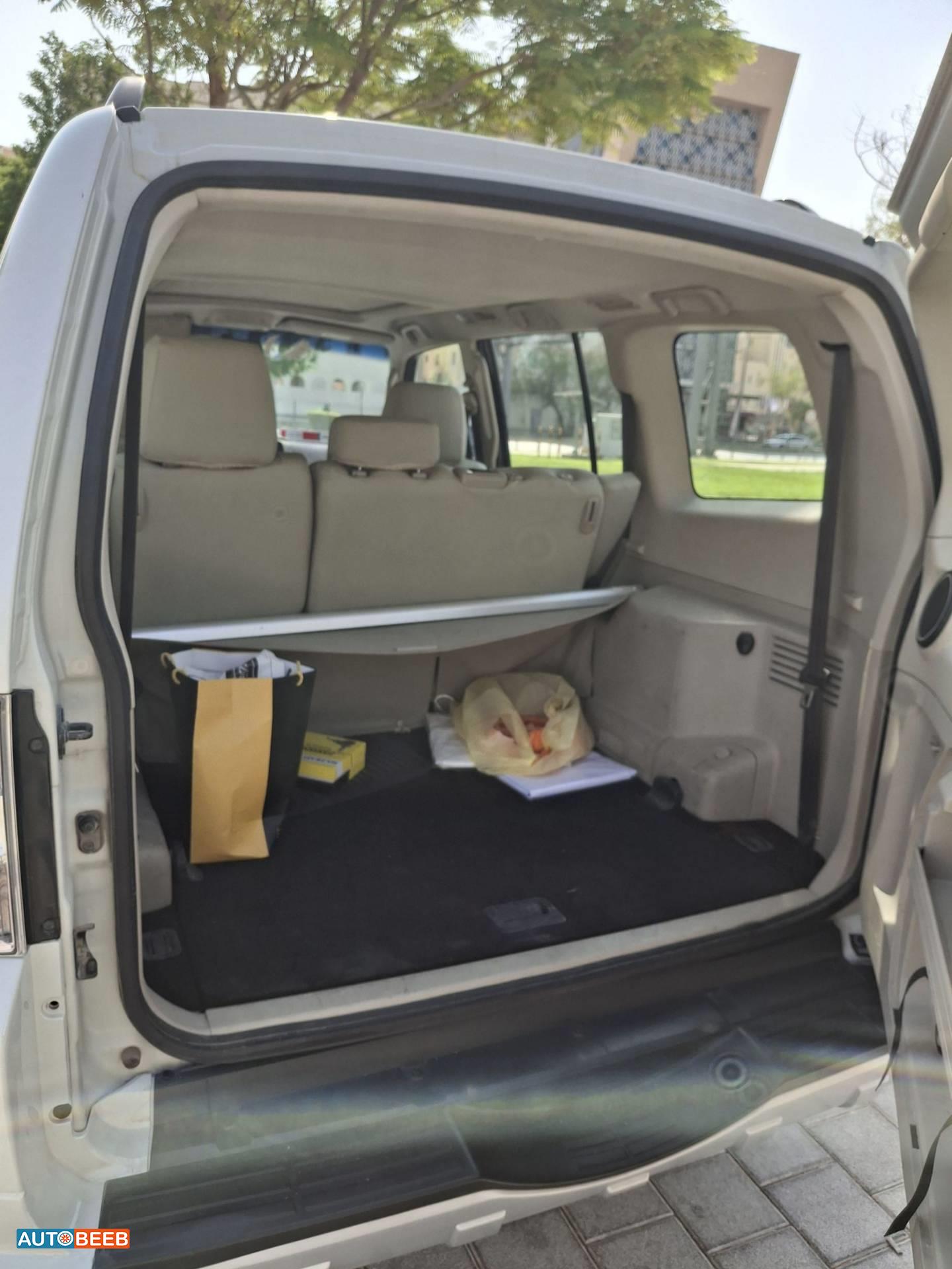 Mitsubishi Pajero 2014