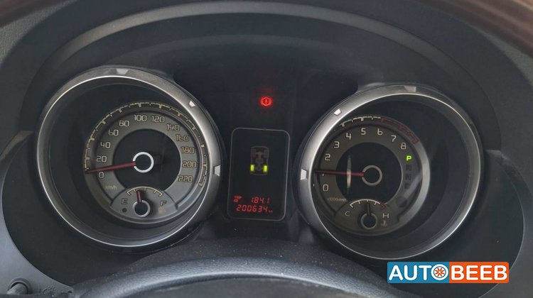 Mitsubishi Pajero 2014