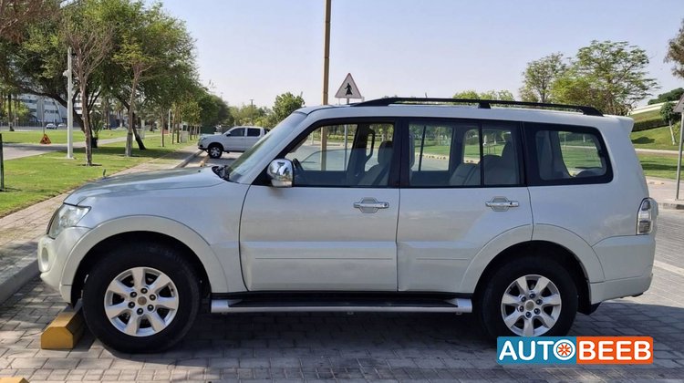 Mitsubishi Pajero 2014