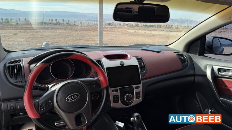 KIA Forte 2011