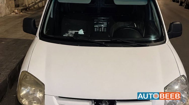 Peugeot 106 2011