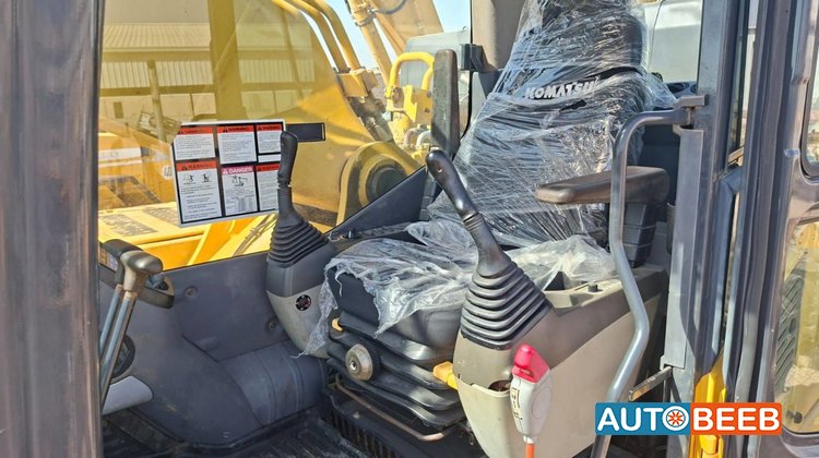 Tracked Excavator Komatsu 2010