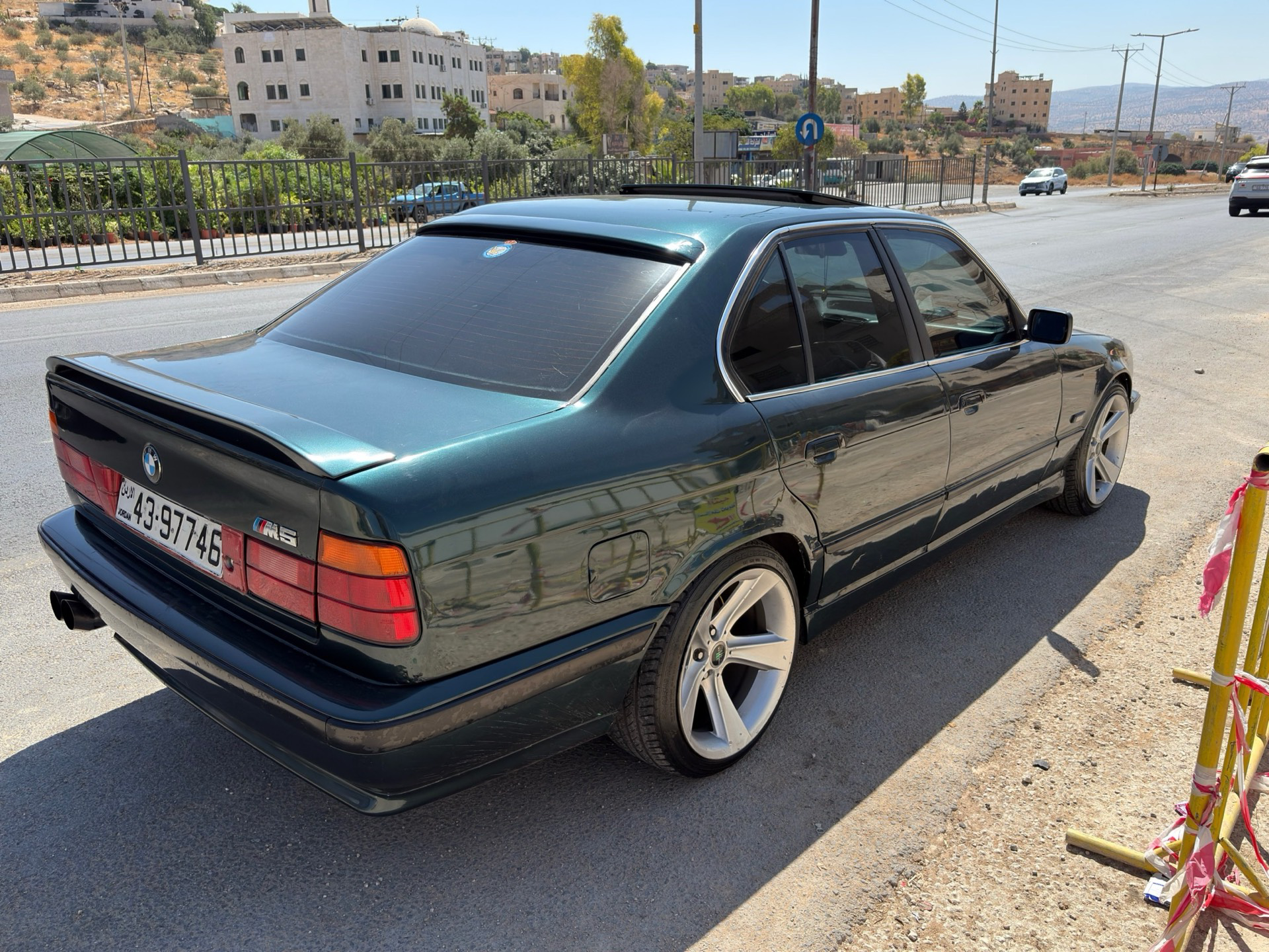 بي ام دبليو 520 1994