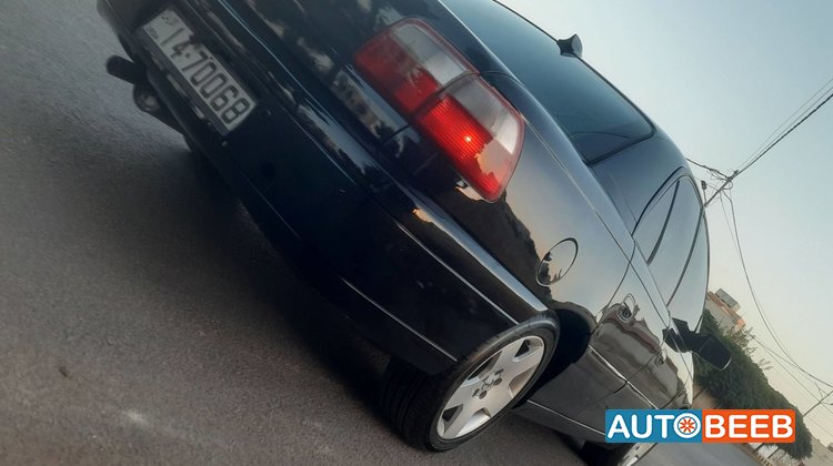 Opel Omega 2003
