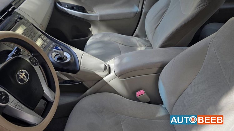 Toyota Prius 2010