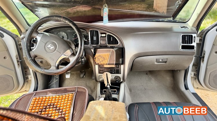 Hyundai Elantra 2005
