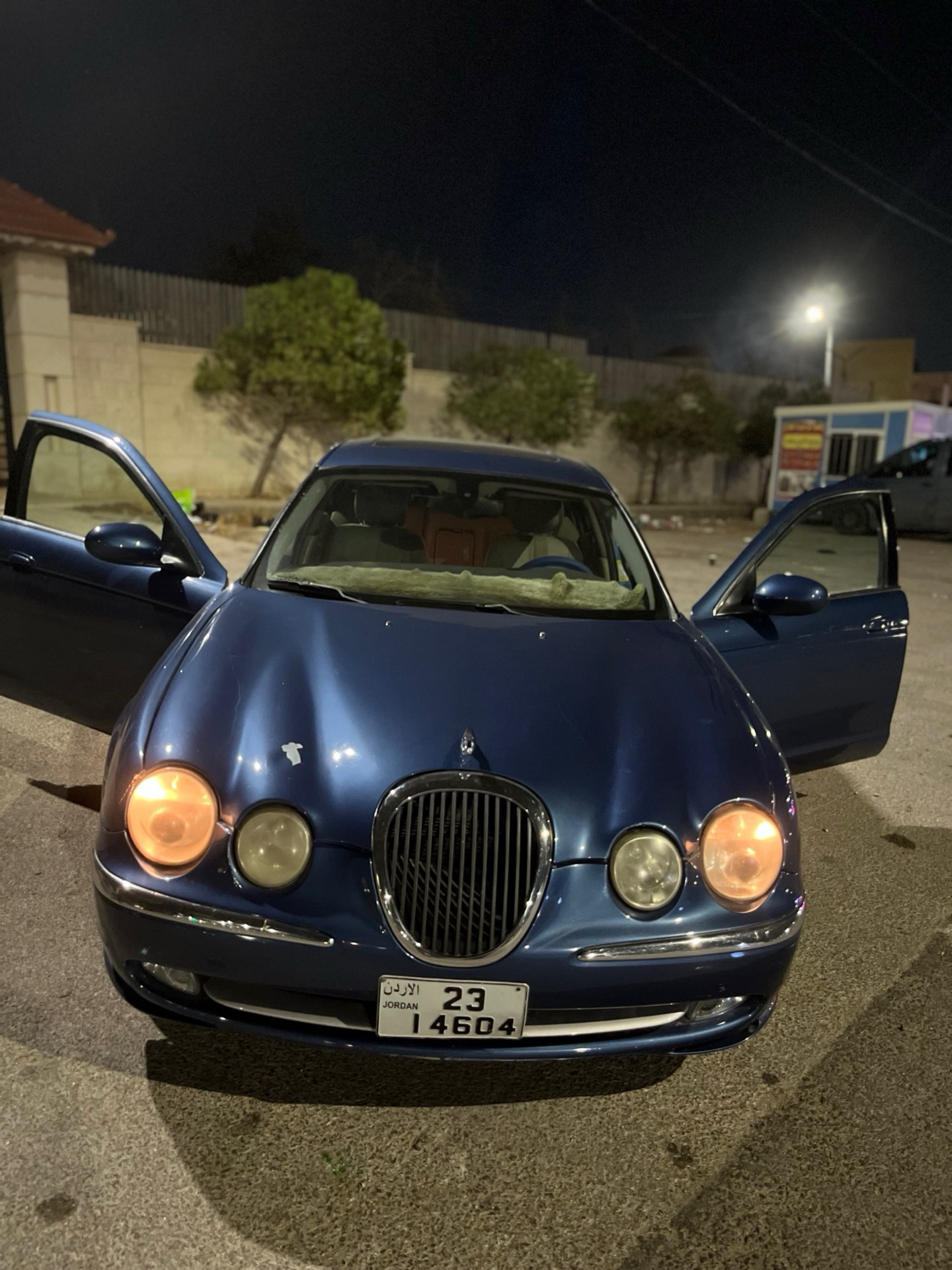 Jaguar  2003