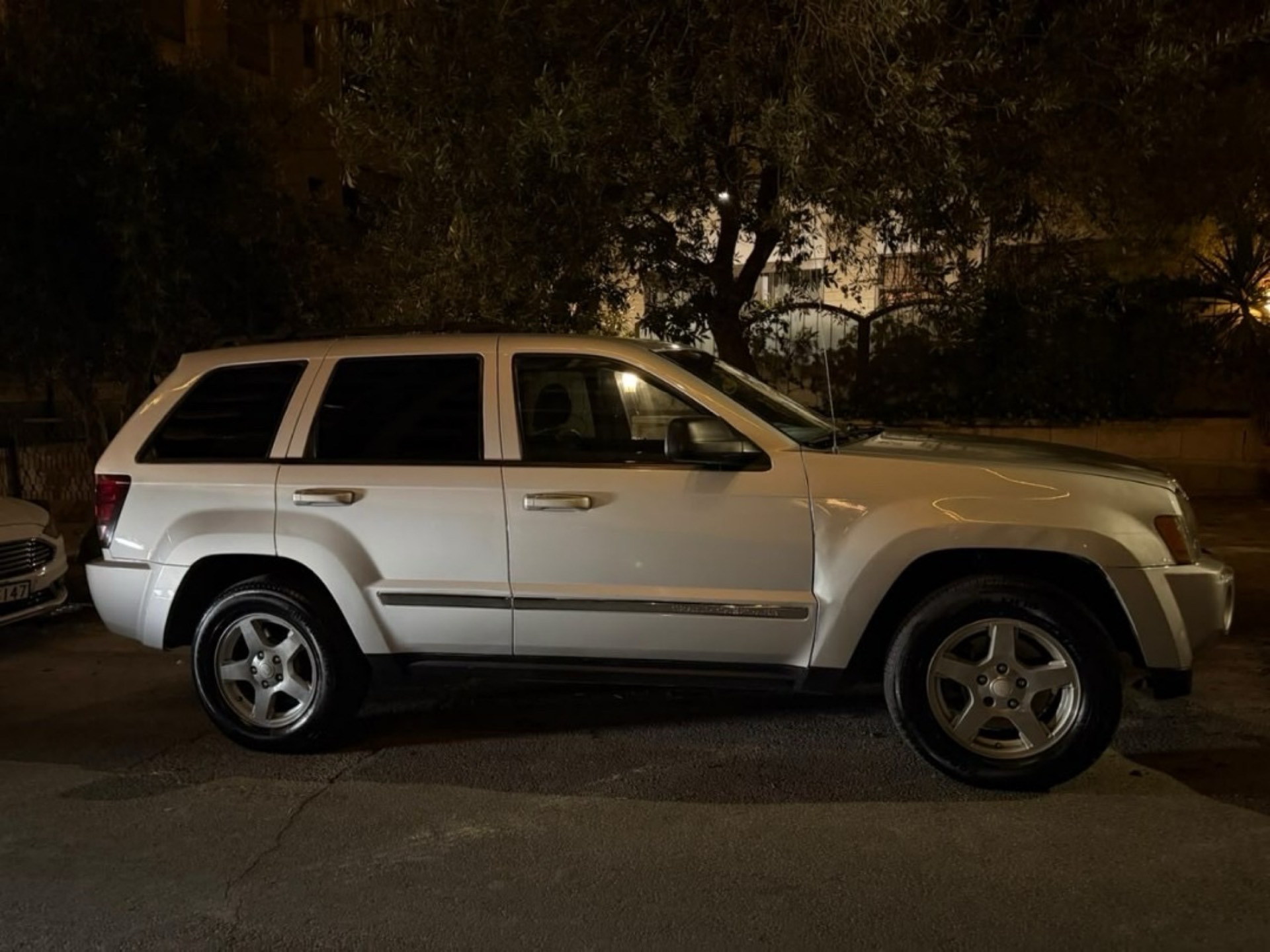Jeep Grand Cherokee L 2006