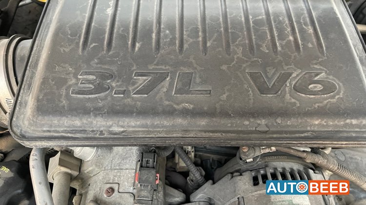 Jeep Grand Cherokee L 2006