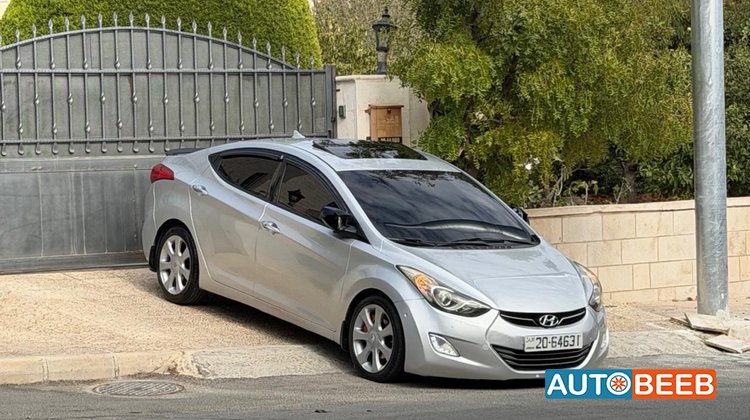 Hyundai Avante 2011