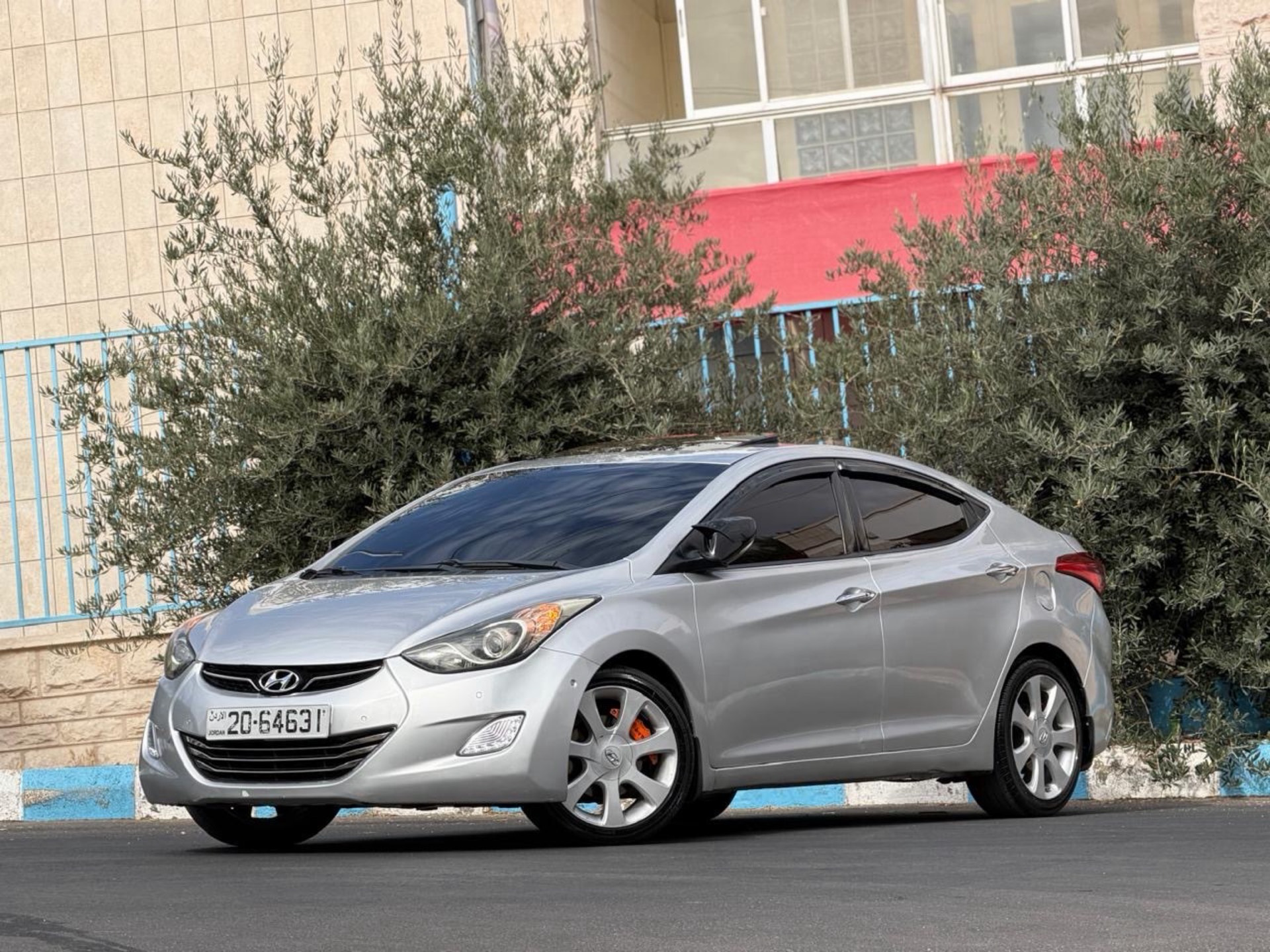 Hyundai Avante 2011