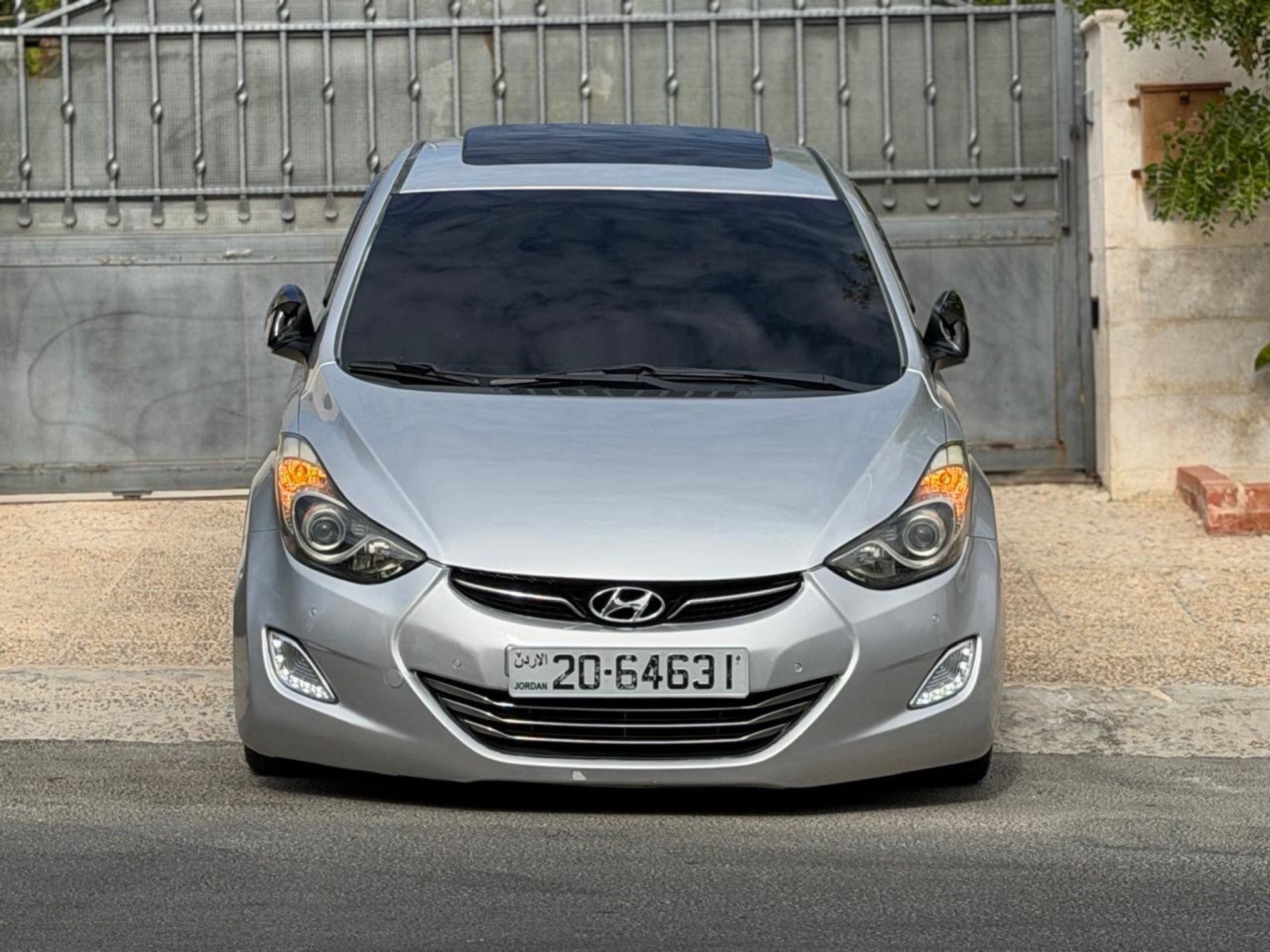 Hyundai Avante 2011