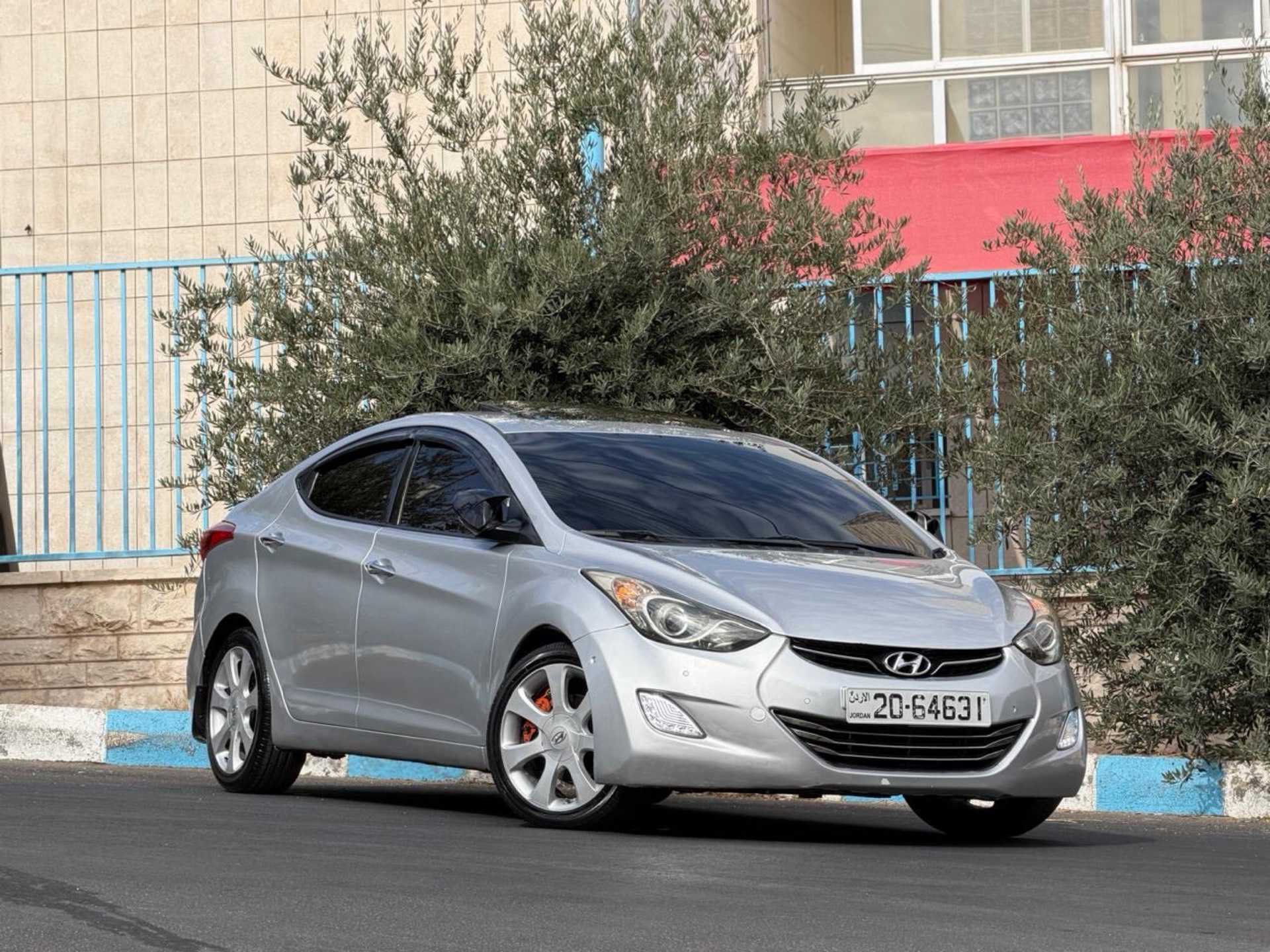 Hyundai Avante 2011