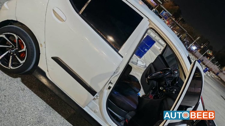 Hyundai i10 2015