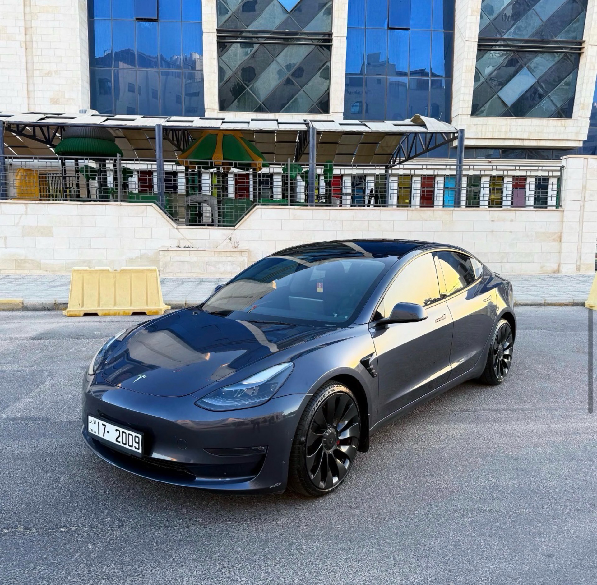 Tesla 3 2023