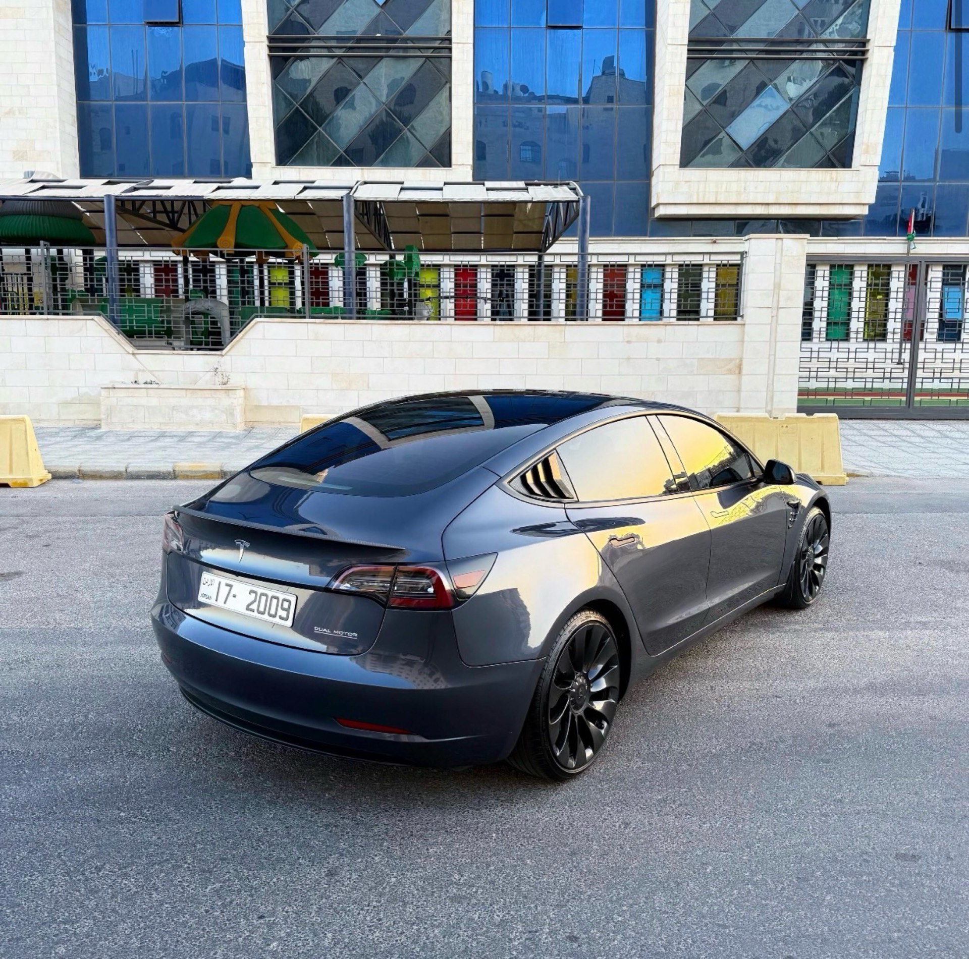Tesla 3 2023